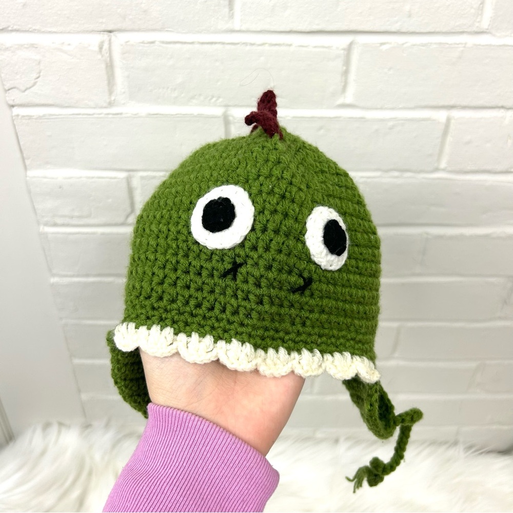 Hand Knit Boys Dinosaur Hat OS